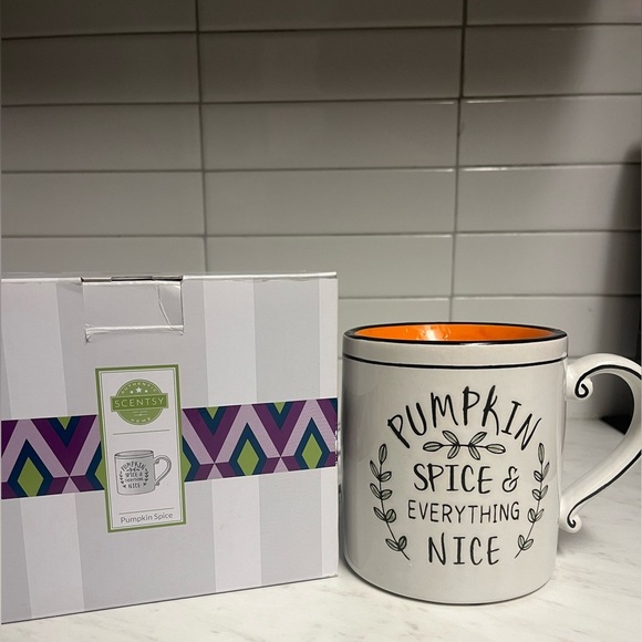 Scentsy Other - Scentsy “Pumpkin Spice & Everything Nice” Mug with Orange Interior